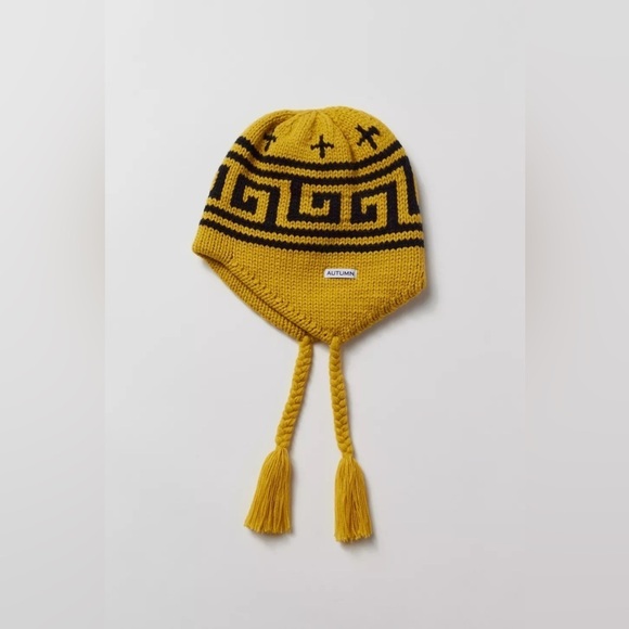 Autumn Niseko Ear Flap Beanie, Mustard, NWT - Picture 5 of 7